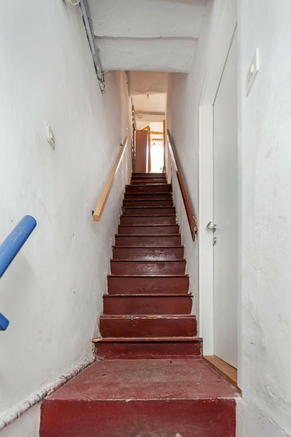 Apartman Delfin Ровин Екстериор снимка